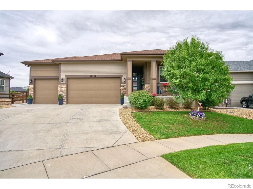 12534 Shore Point Street, Firestone