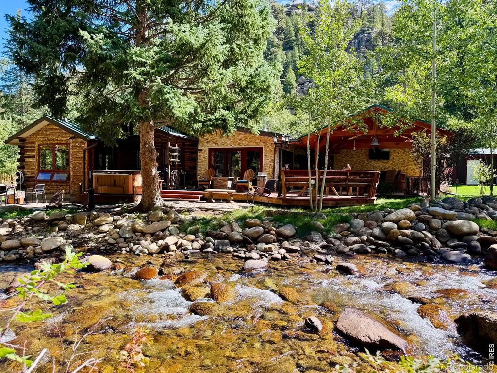 626 Riverside Drive, Lyons