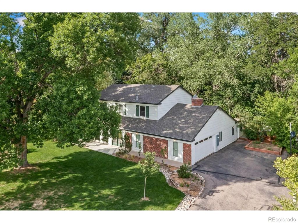 1120 Lindenwood Drive, Fort Collins