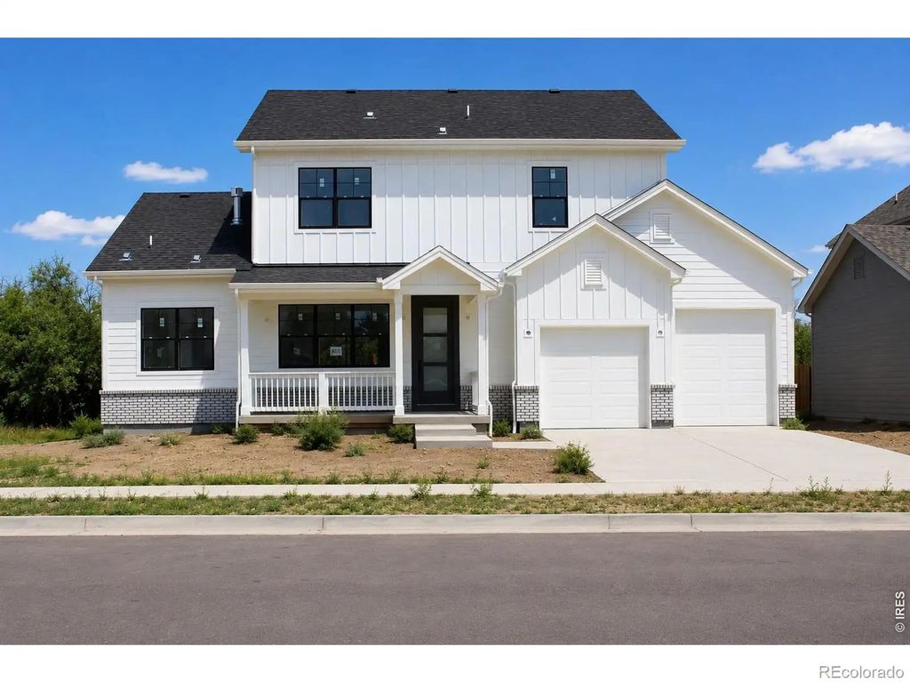 850 Peakview Place, Longmont