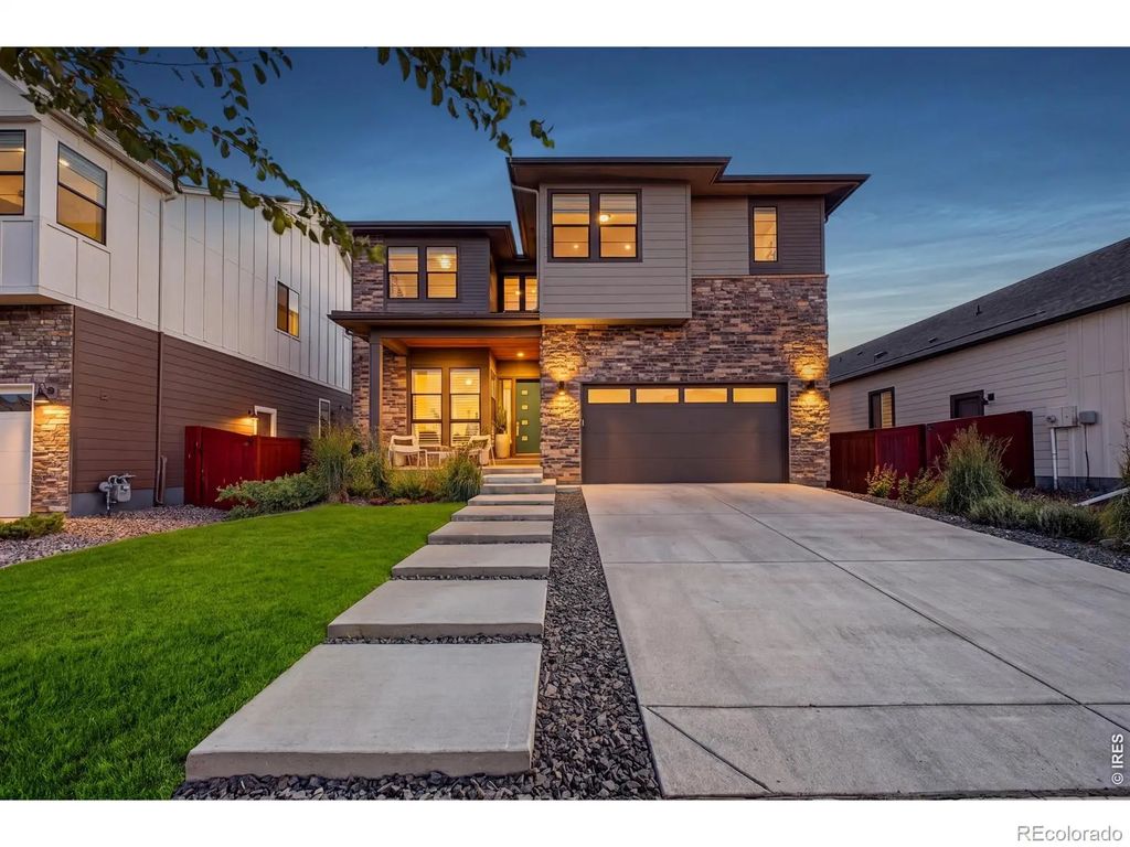1627 Sundown Run Drive, Windsor