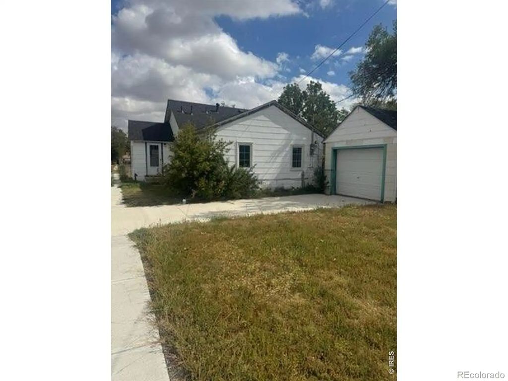 381 Bent Avenue, Akron
