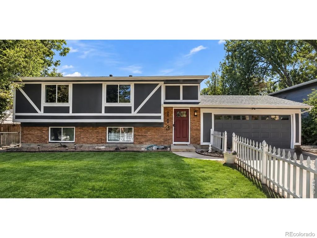 113 Sandler Drive, Lafayette