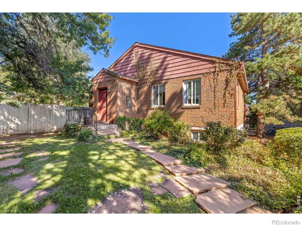 735 17th Street, Boulder
