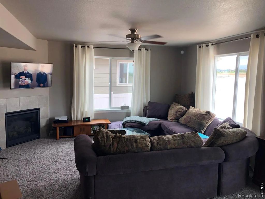 1832 Ruddlesway Drive, Windsor