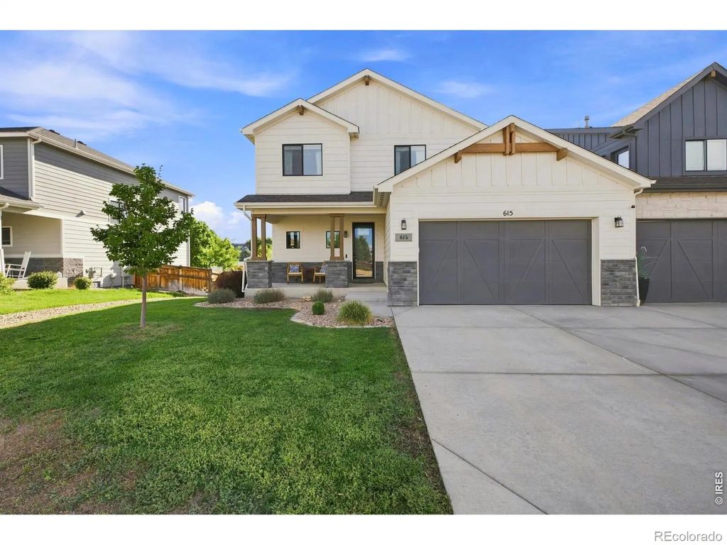 615 Red Jewel Drive, Windsor