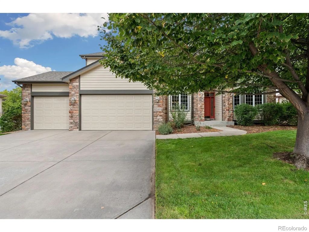 8340 Stay Sail Drive, Windsor