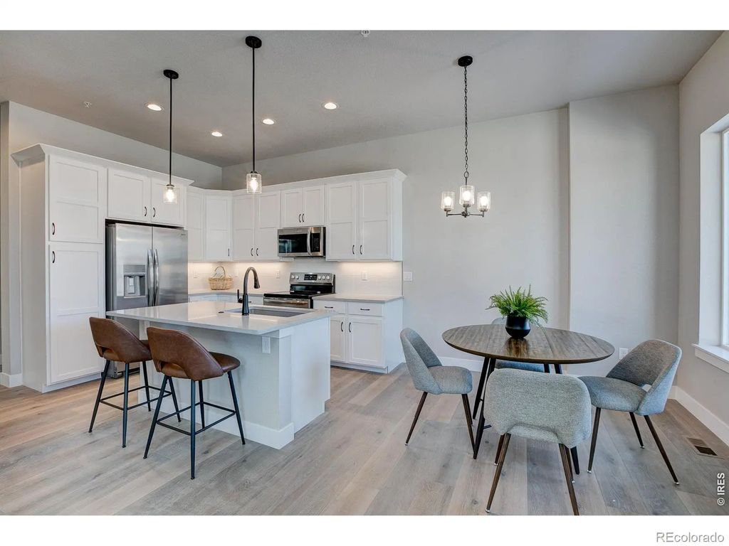 160 High Point Drive, Longmont