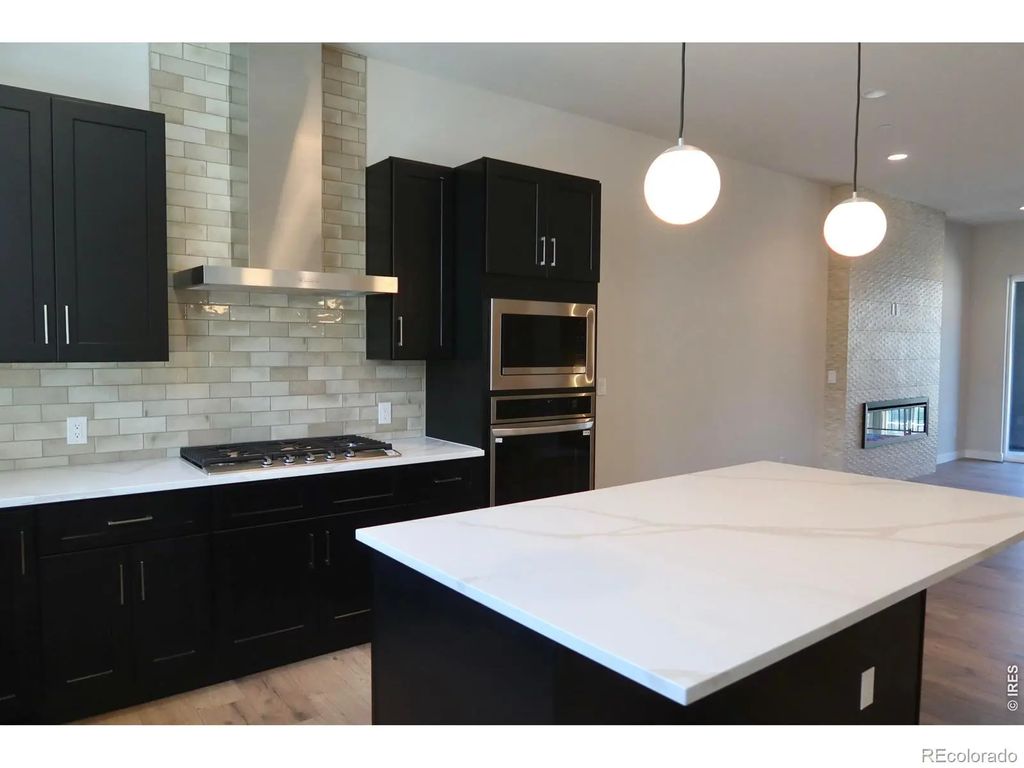 356 Marshall Road, Superior