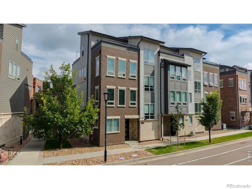 511 Promenade Drive, Superior