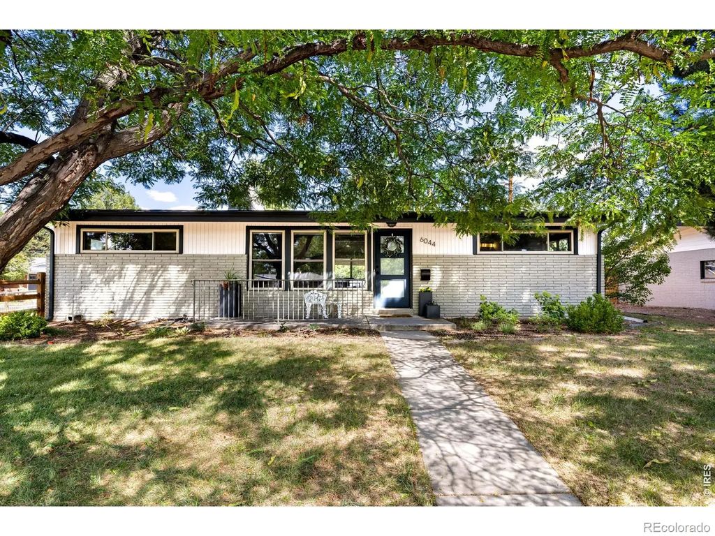 6044 S Fairfield Street, Littleton