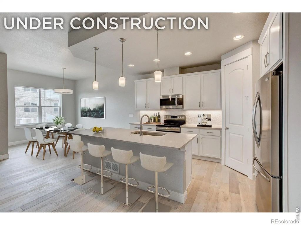 8452 Cromwell Drive 3, Windsor