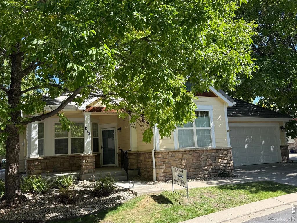 812 Windflower Drive, Longmont