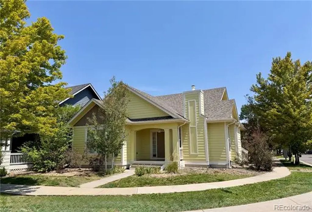 146 S 45th Avenue, Brighton