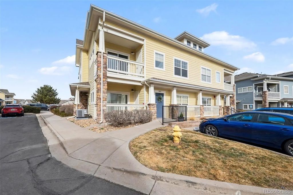 9429 Ashbury Circle 203, Parker