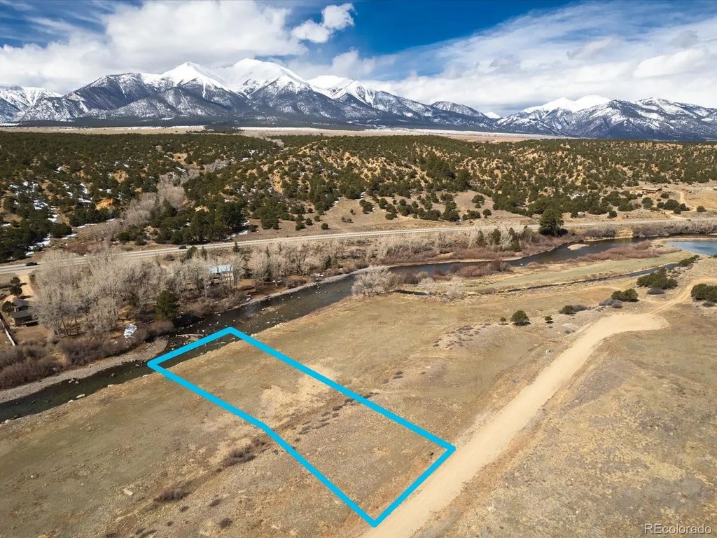 24277 River Rock Lane, Buena Vista