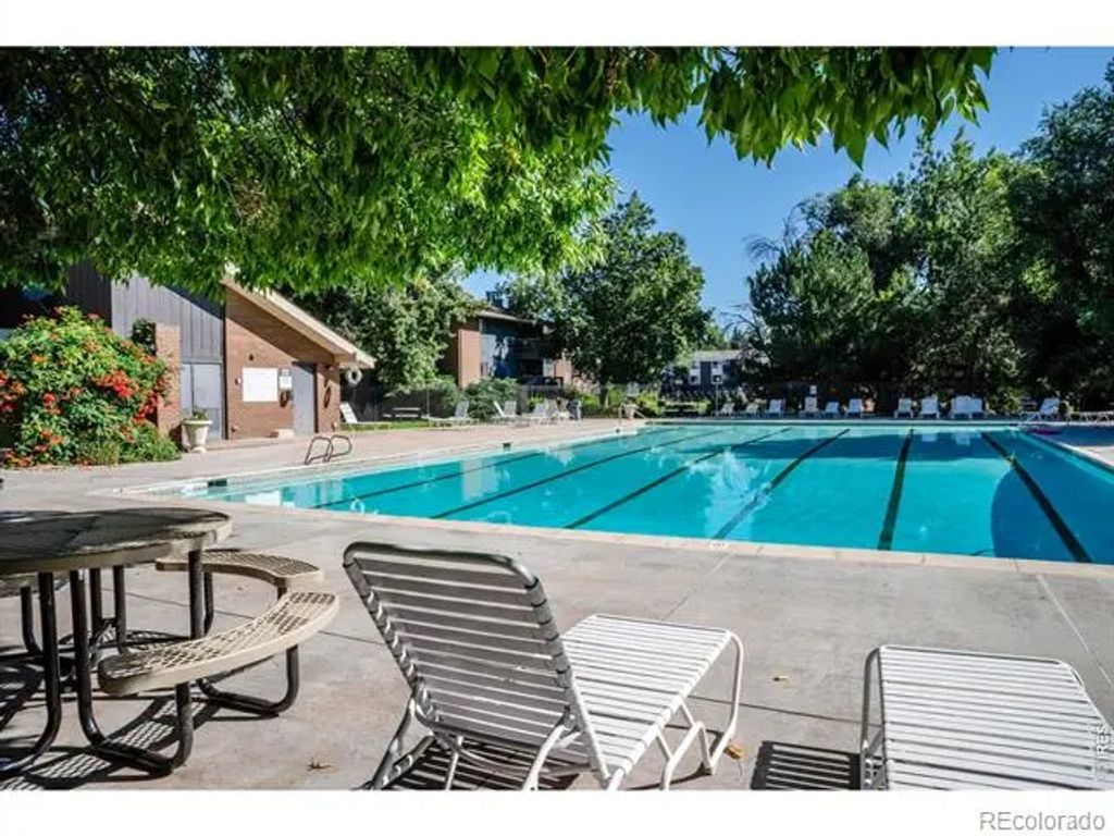 2800 Kalmia Avenue A307, Boulder