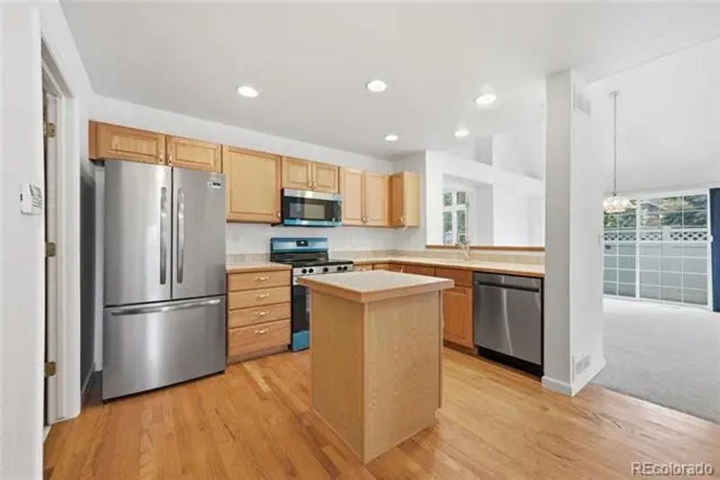 6383 Deframe Way, Arvada