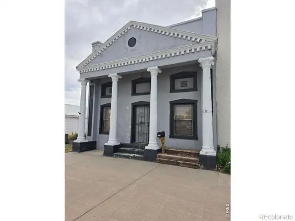 213 Main Street, Wiggins