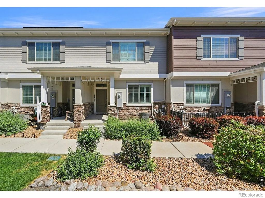 867 E 98th Avenue 1203, Thornton