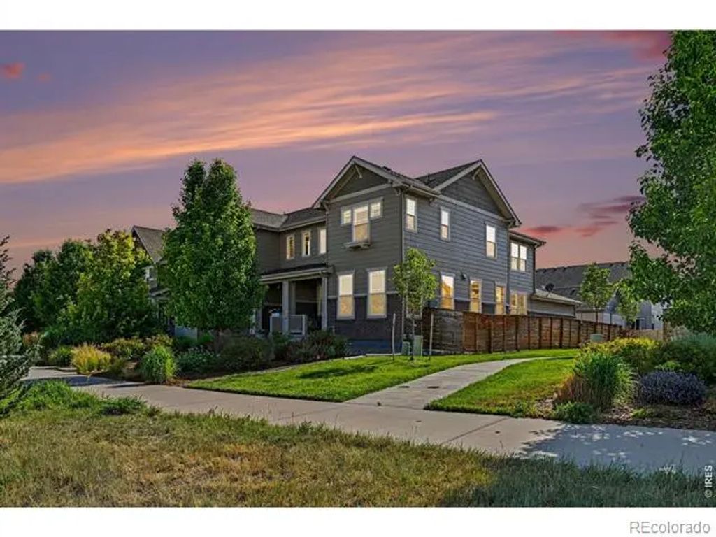 328 Tigercat Way, Fort Collins