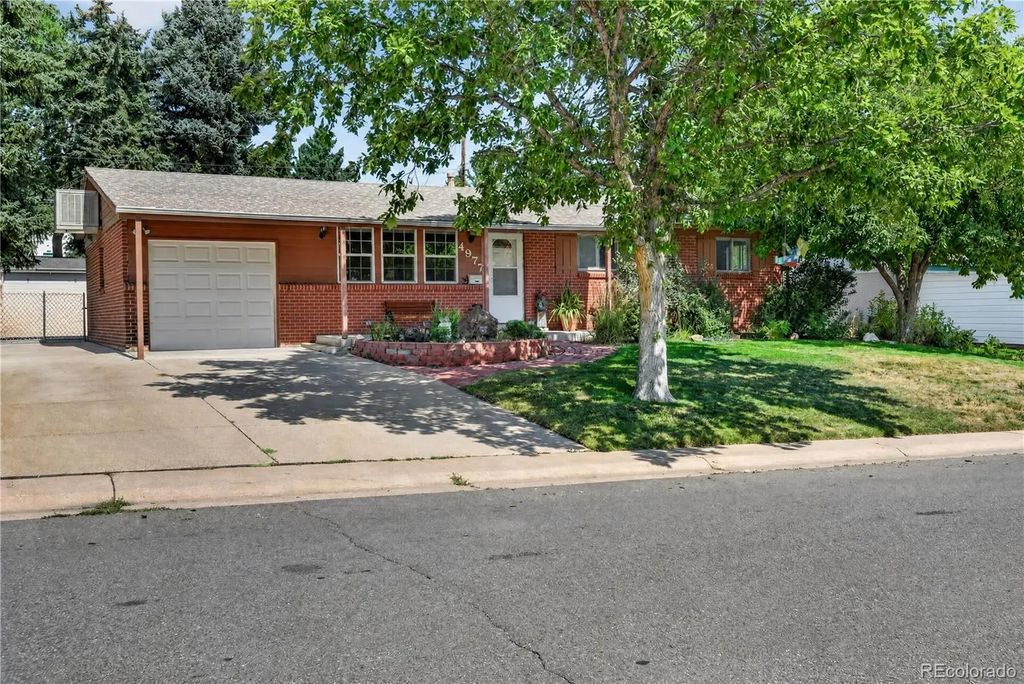4977 S Perry Street, Littleton