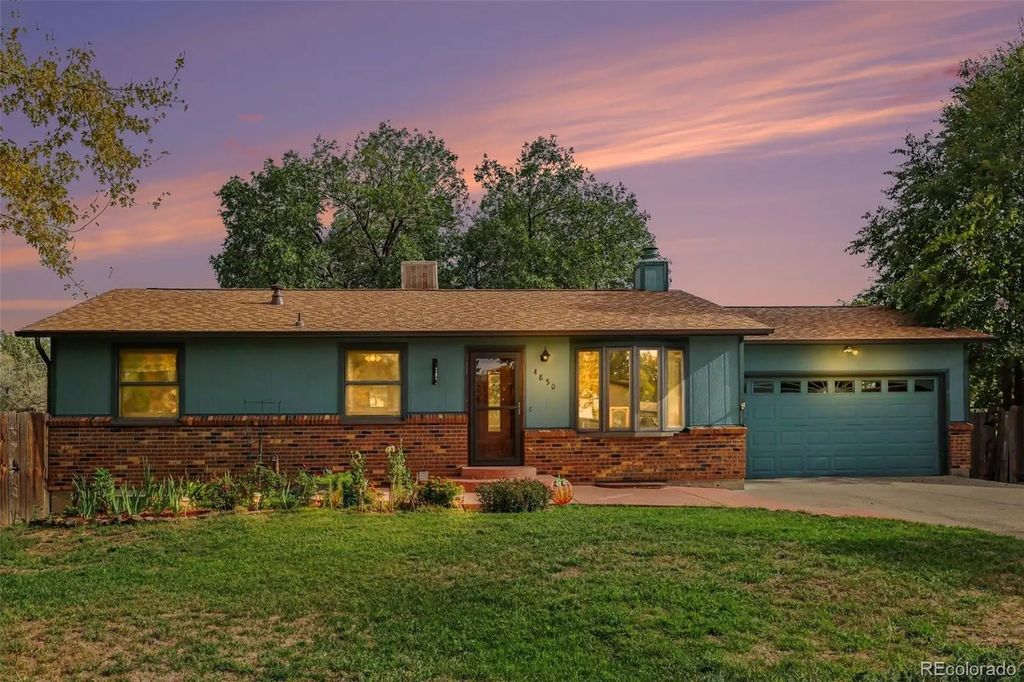 4850 E 112th Way, Thornton