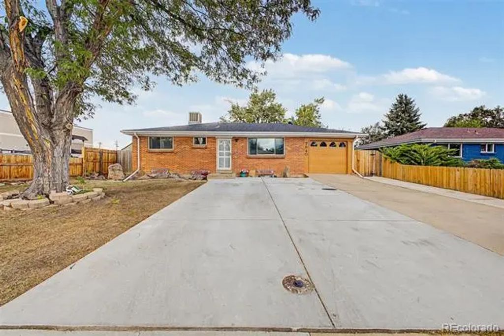 7940 Appleblossom Lane, Westminster