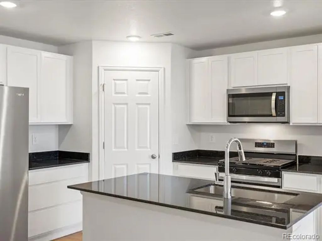 21259 E 65th Avenue, Aurora