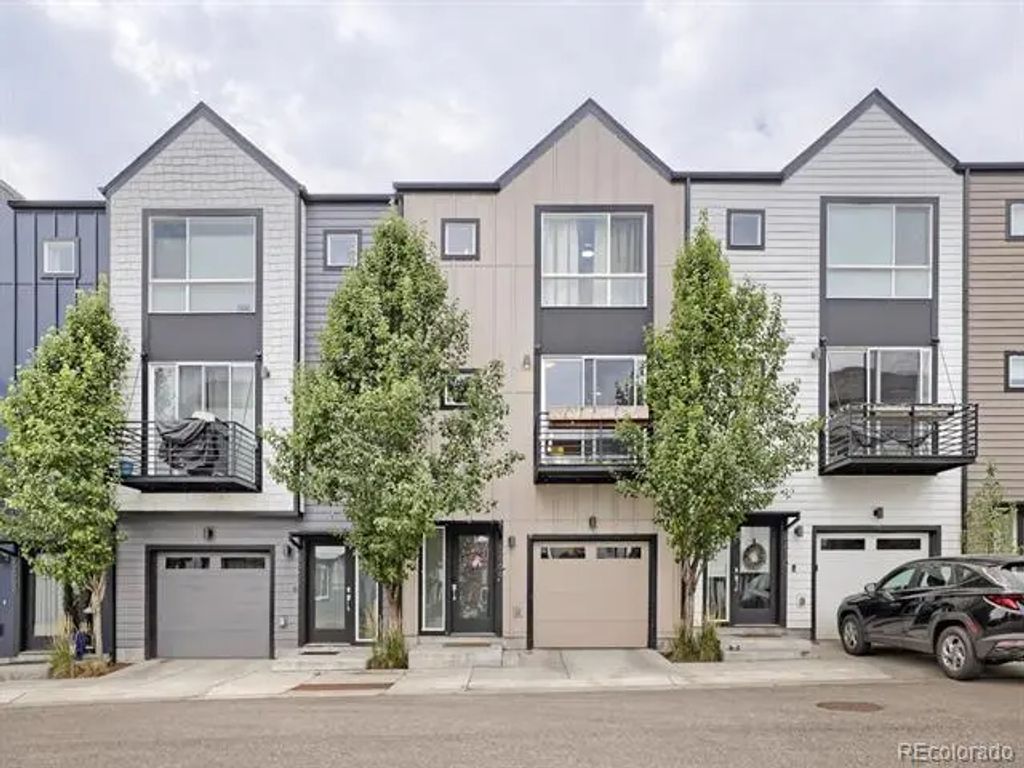 5666 W 10th Place, Denver