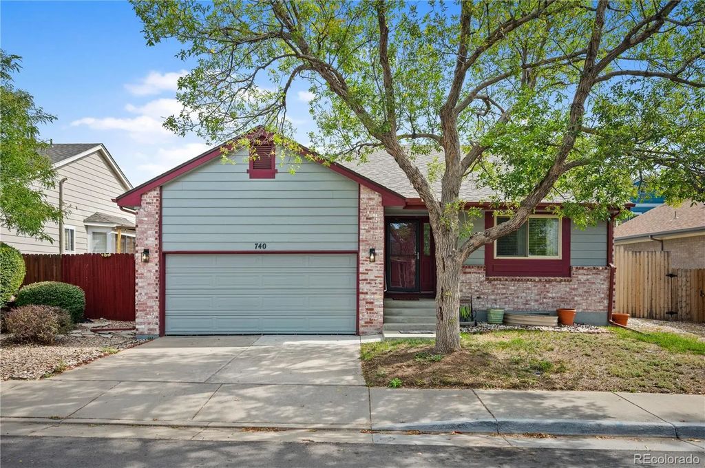740 Kittredge Street, Aurora