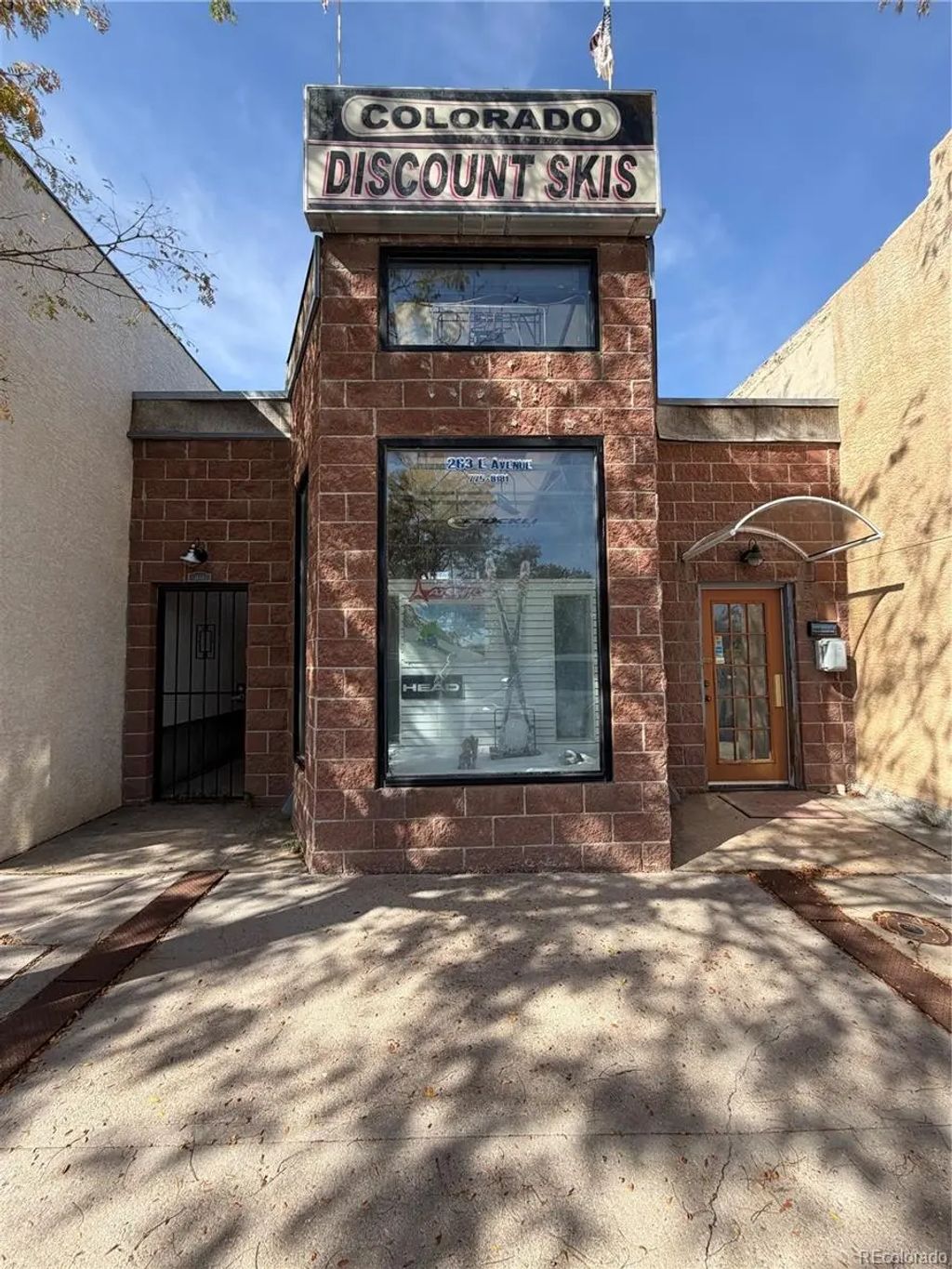 263 E Avenue, Limon