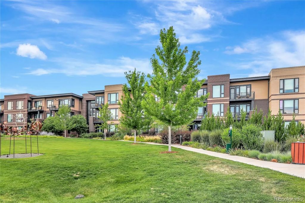 6618 E Lowry Boulevard 210, Denver