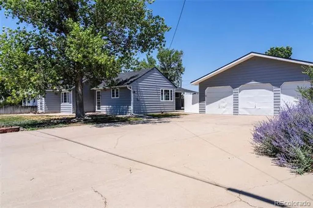 355 E Woodward Avenue, Keenesburg