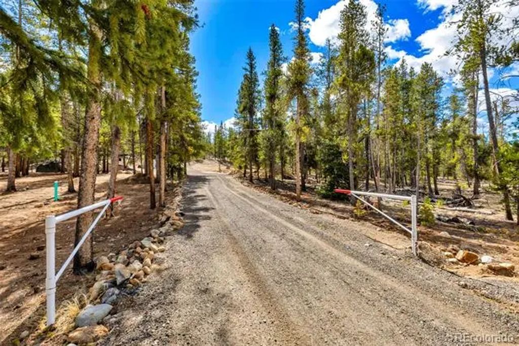 265 Placer Drive, Alma