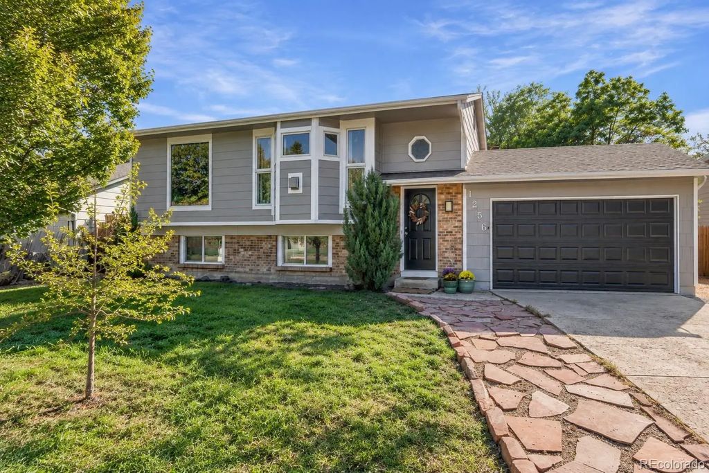 1256 S Lewiston Way, Aurora