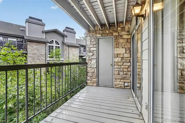 2575 S Syracuse Way E207, Denver
