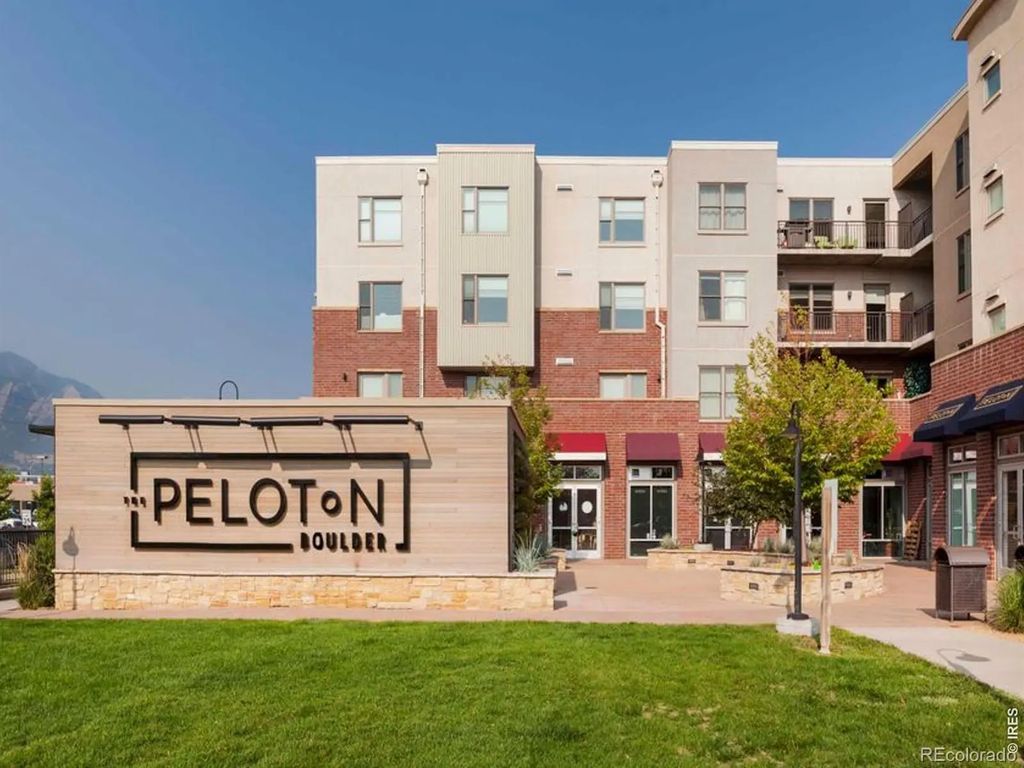 3601 Arapahoe Avenue 408, Boulder