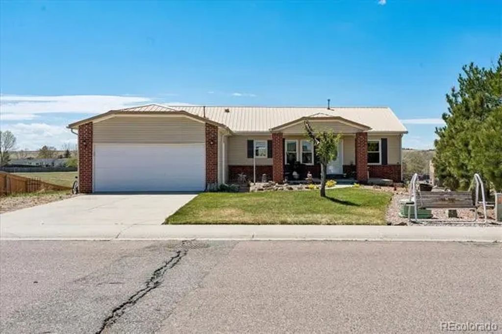 498 Dakota Street, Kiowa