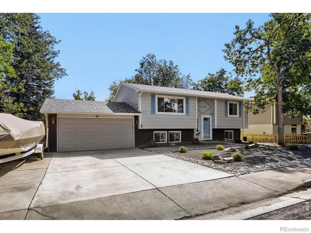 1208 Juliana Drive, Loveland