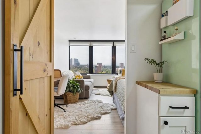 789 N Clarkson Street 1006, Denver