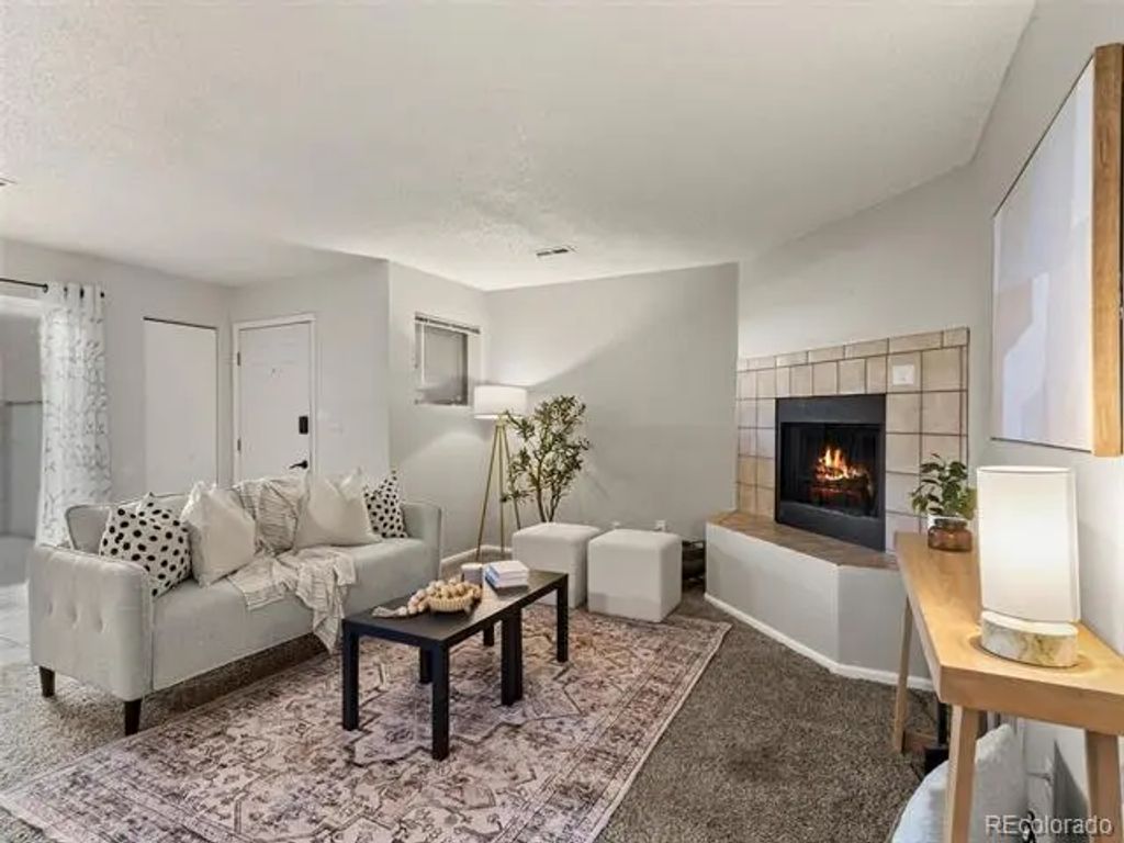 8910 Fox Drive 9, Denver