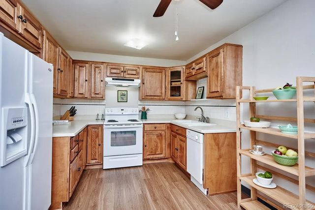 695 S Alton Way 2b, Denver