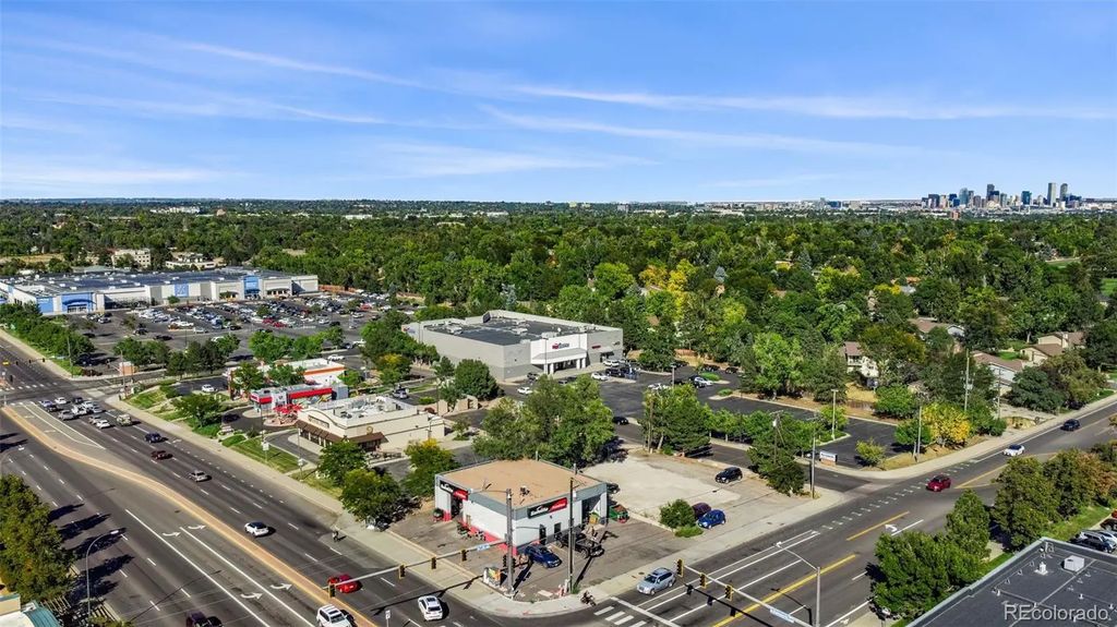7575 W 1st Avenue, Lakewood