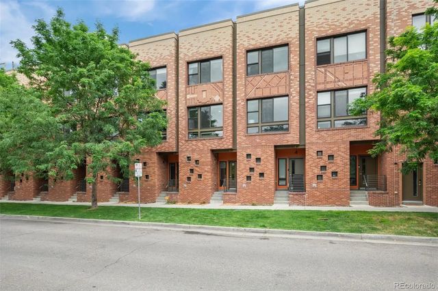 2200 Tremont Place 5, Denver