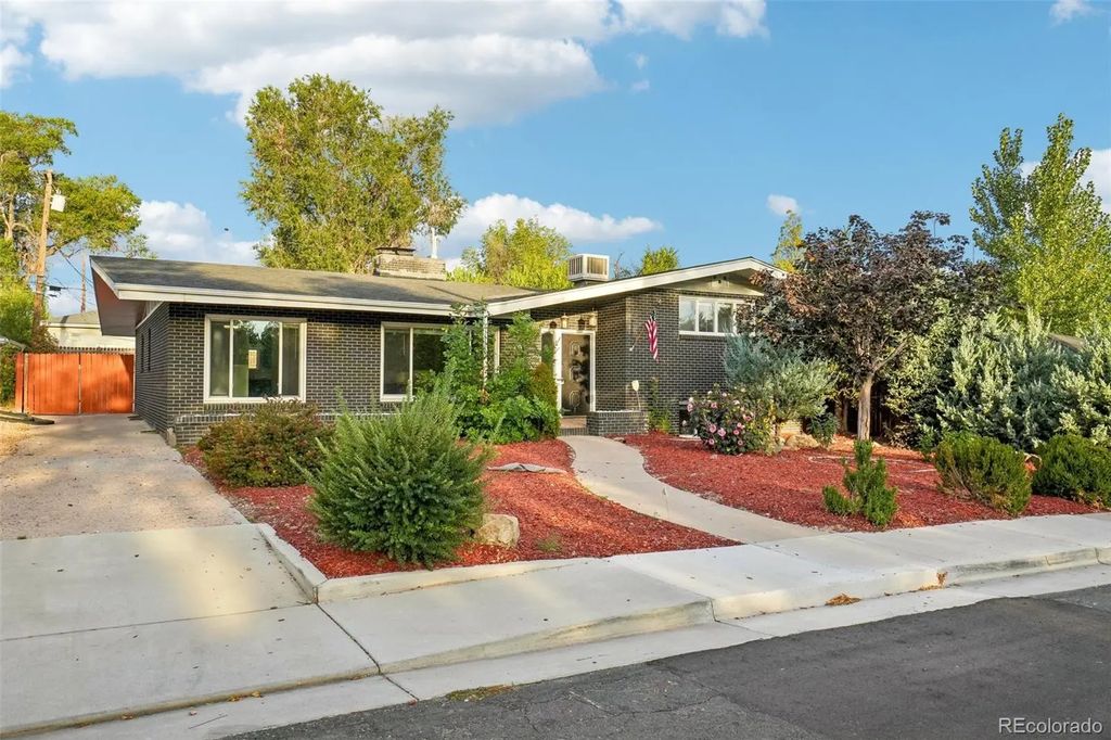 1011 22nd Avenue, Greeley