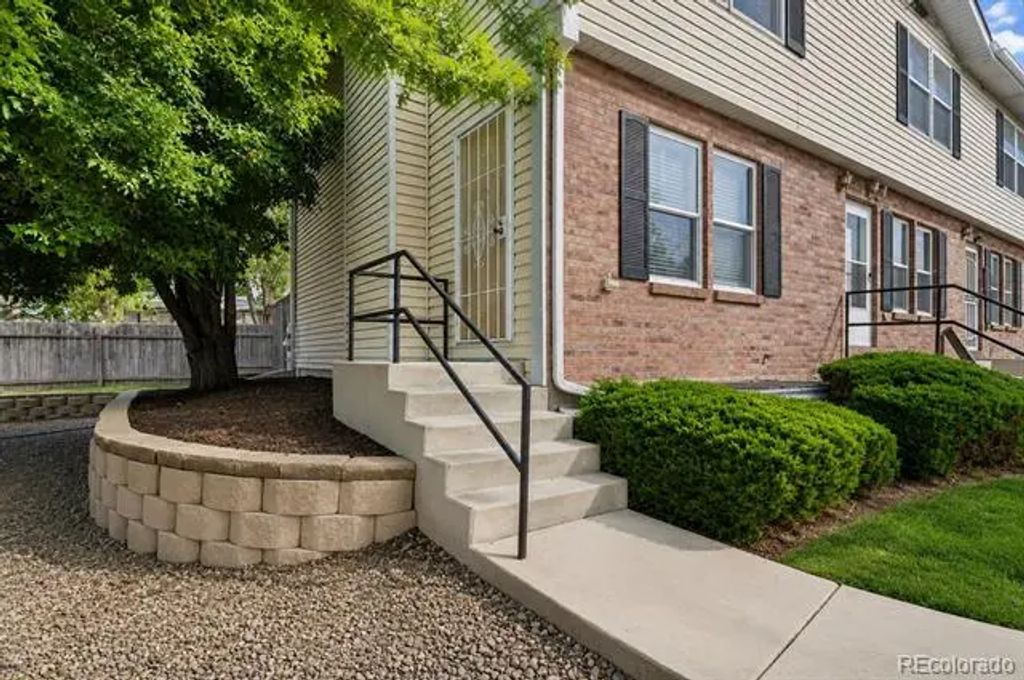 16211 E 17th Place A, Aurora