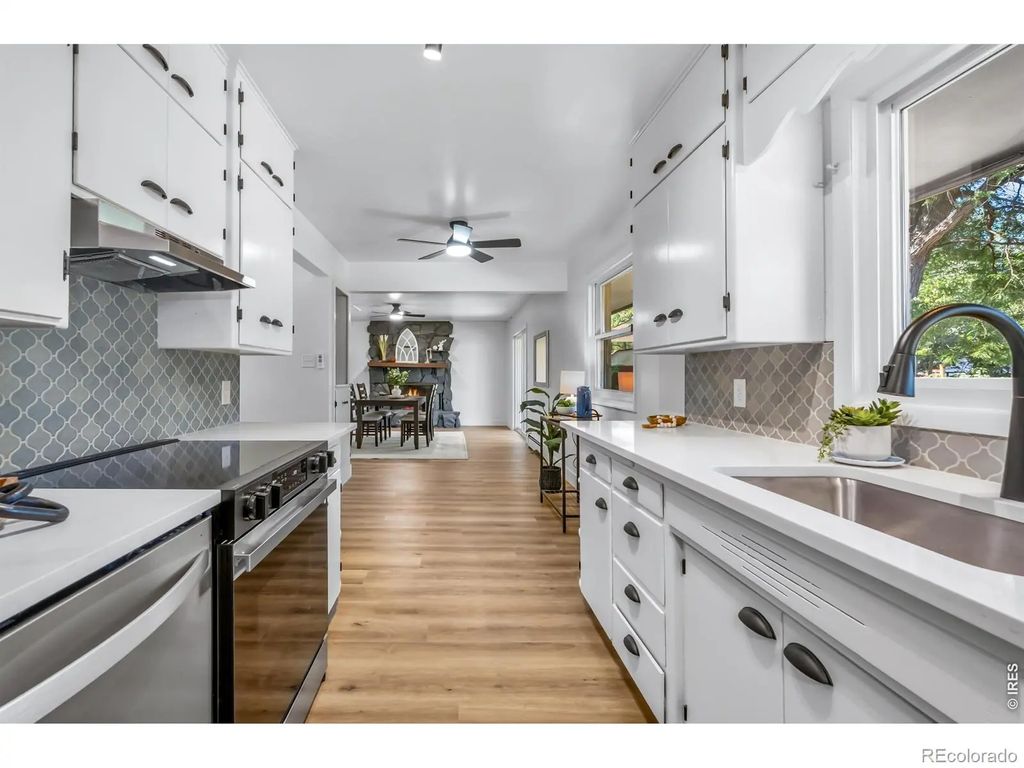 1815 Collyer Street, Longmont