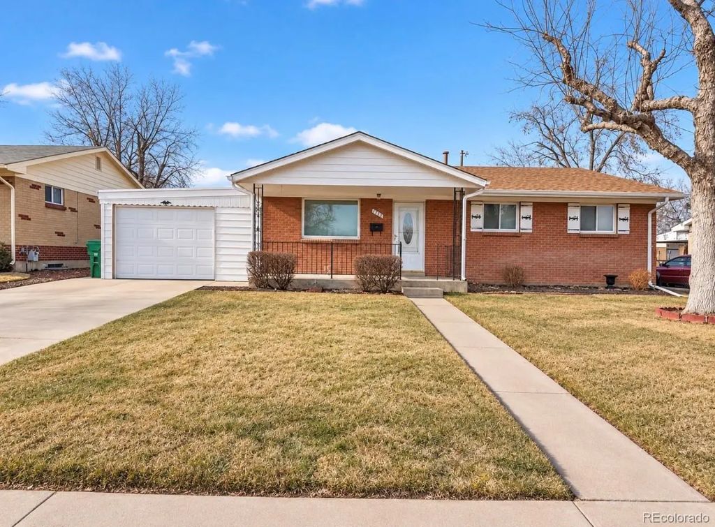 6701 Leyden Street, Commerce City