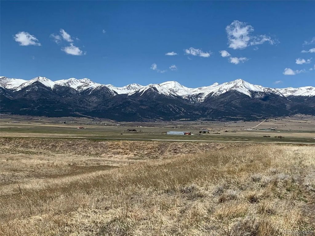 102-110 Rosita Avenue, Westcliffe